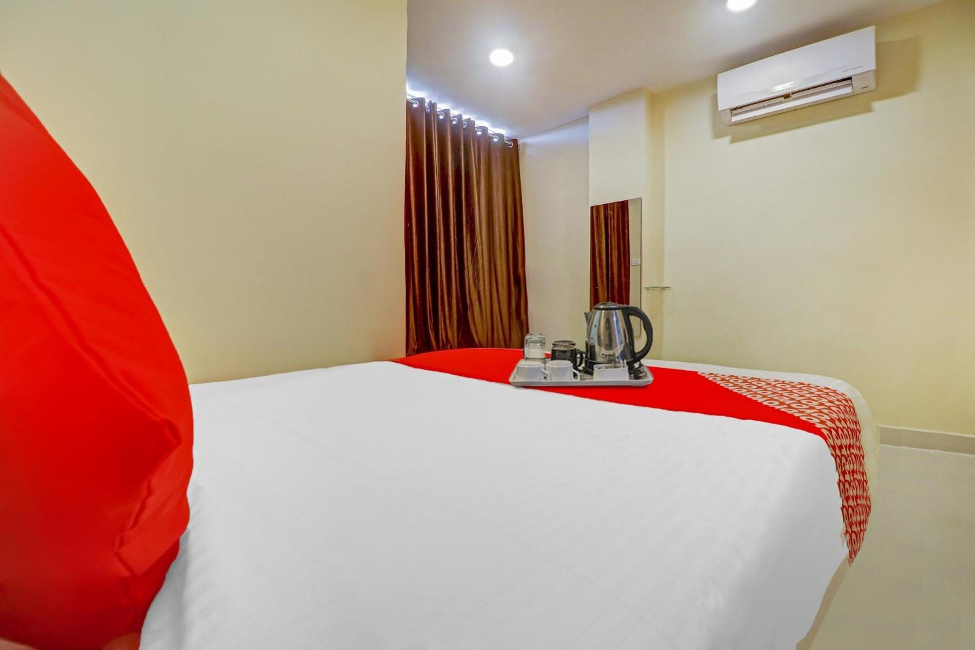 Hotel O Aayush Stay Inn Hyderabad Eksteriør bilde