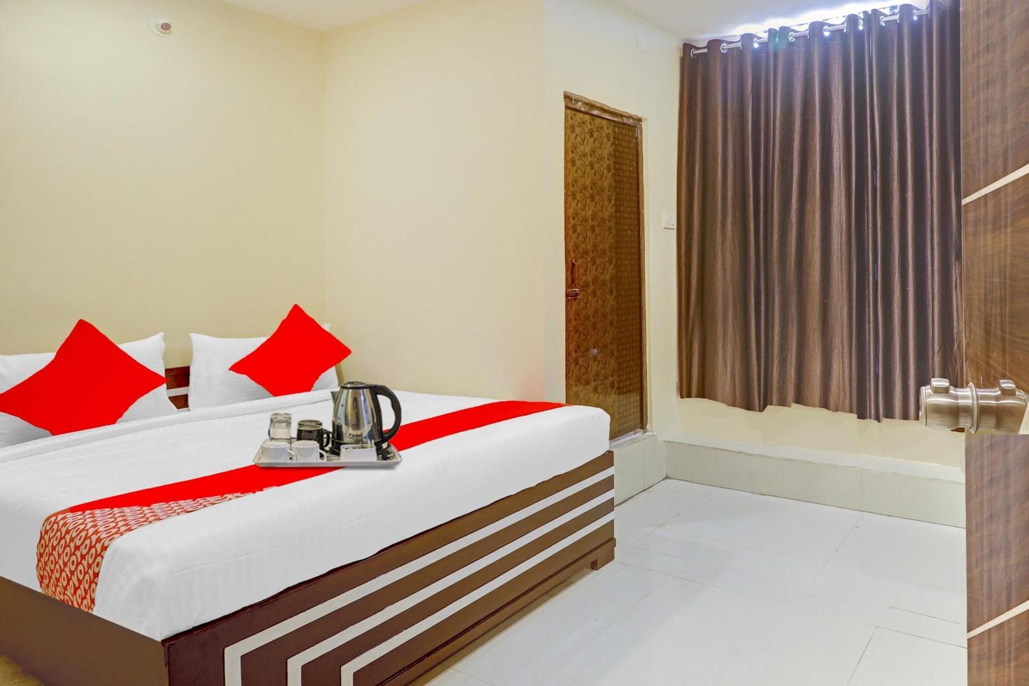Hotel O Aayush Stay Inn Hyderabad Eksteriør bilde